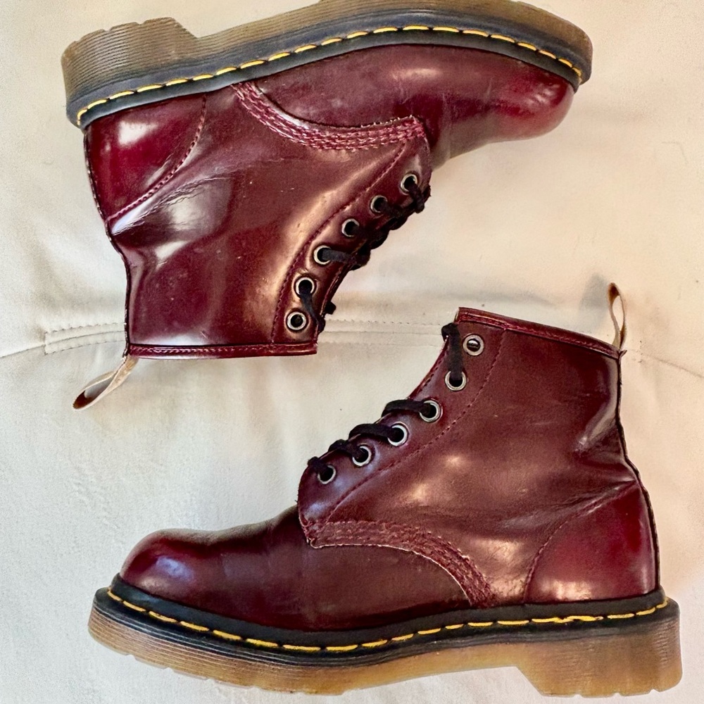 Dr. Martens 1460 Combat Boots - Cherry Red Arcadia
